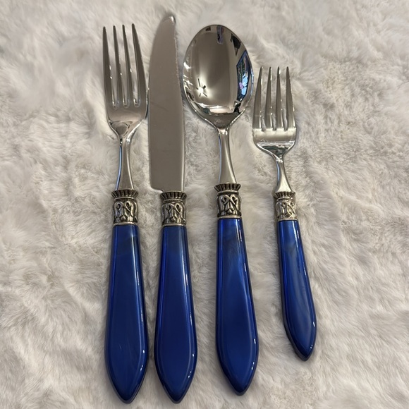 Wallace St. Moritz Blue Flatware, 4 piece set - Picture 1 of 6